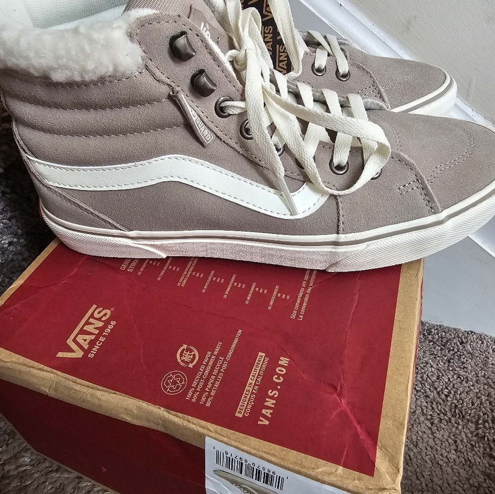 Vans Women's Filmore Hi- Tops size 8.5